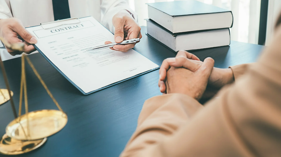 Від ідеї до життя: Як юрист в Італії допоможе здійснити мрію?